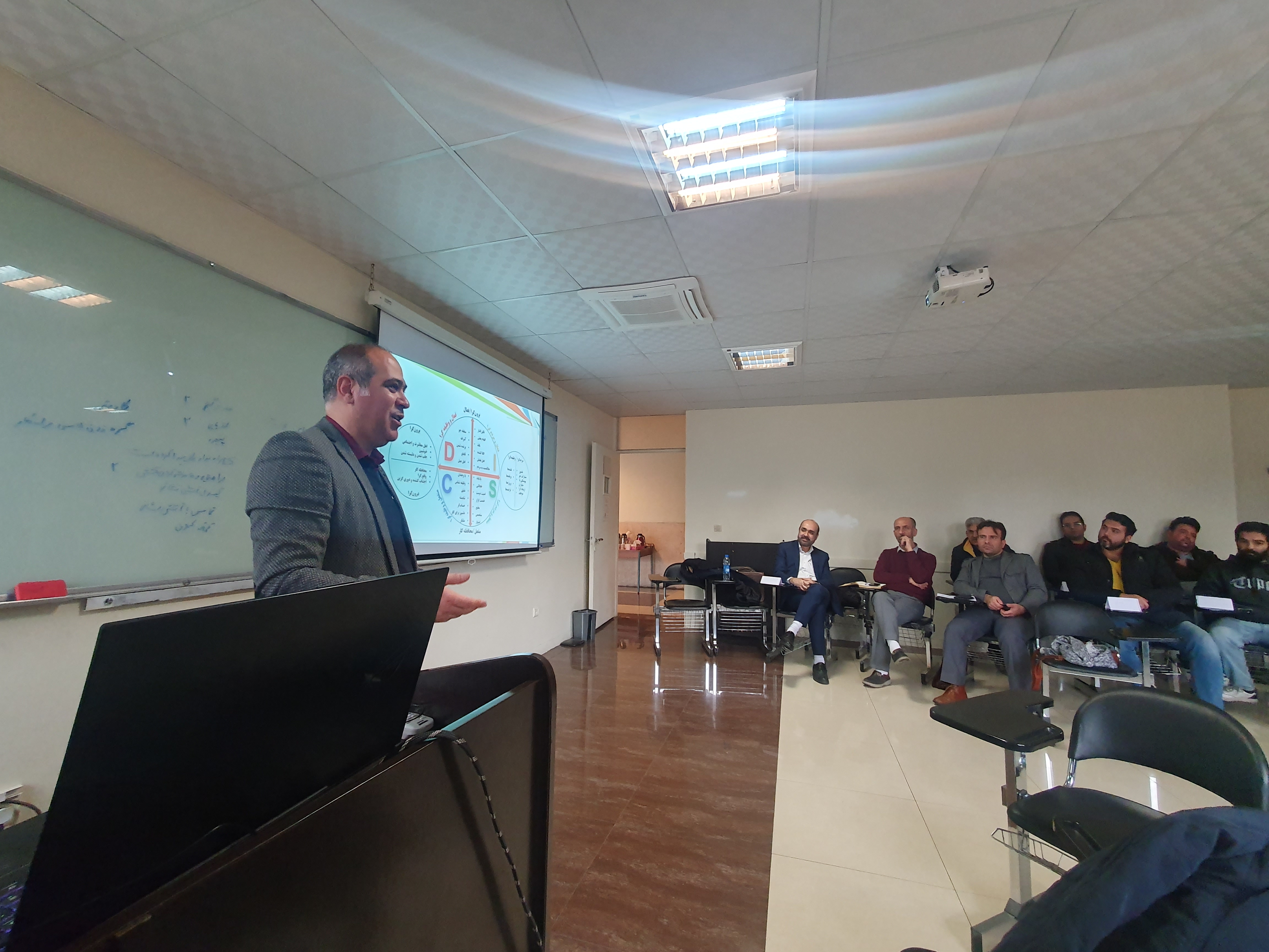 کارگاه رفتار شناسی در سازمان هواپیمایی کشور