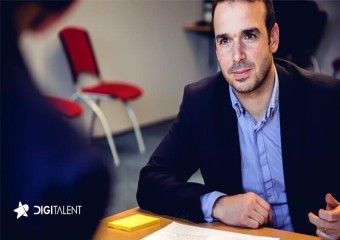 پاسخ به پرسش «کمی درباره خودتان بگویید» چیست ؟